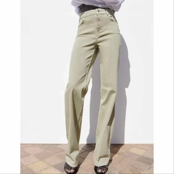 Zara High Rise Flare Fit Jeans Light Khaki - Picture 1 of 10
